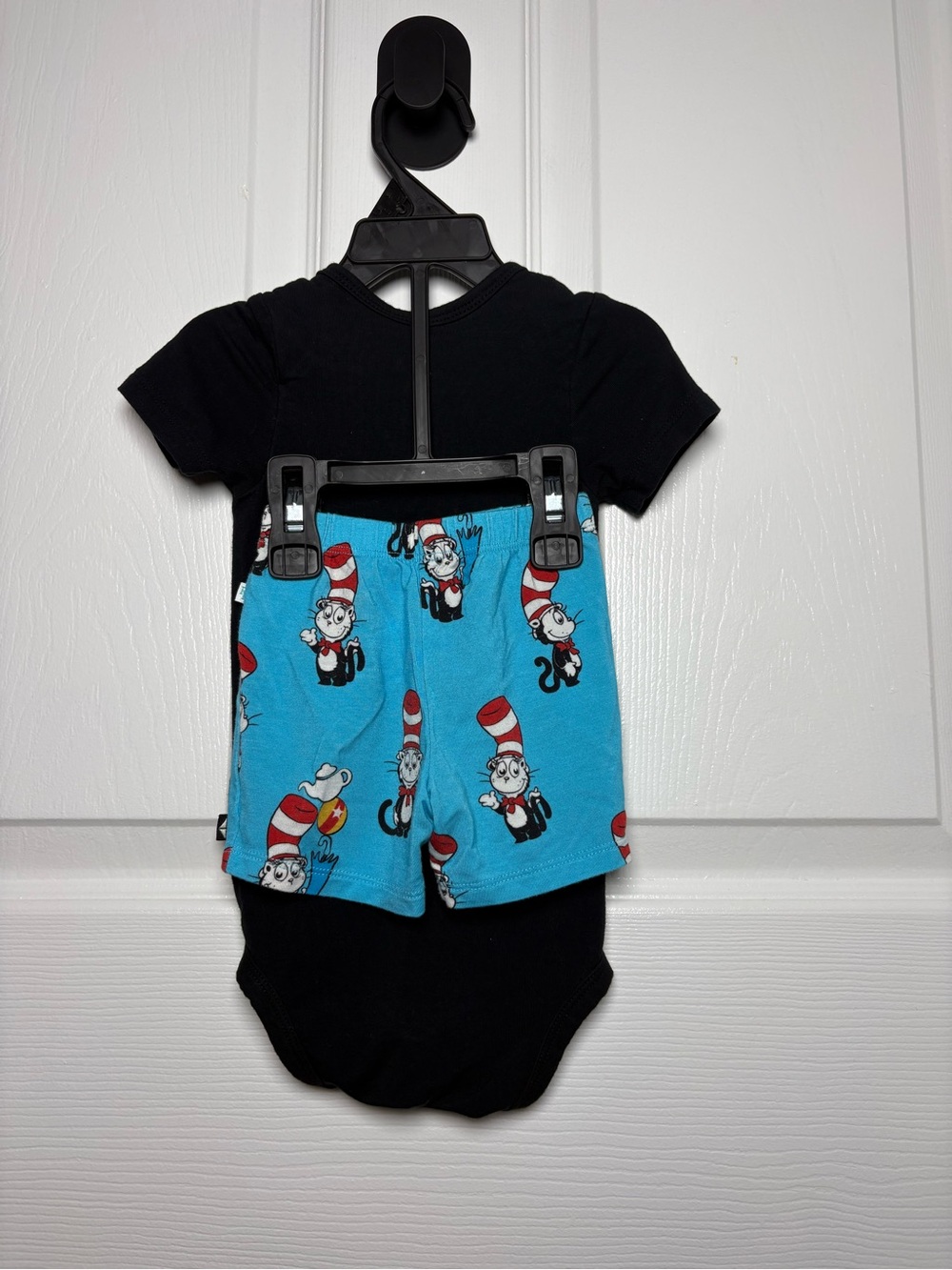 Posh Peanut Dr. Seuss Cat in the Hat Shorts + Kyte Baby Bodysuit 3-6M EUC